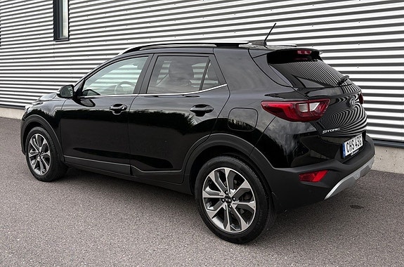Kia Stonic 4 of 25