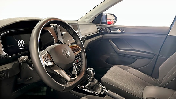 Volkswagen T-Cross 7 of 12