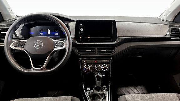 Volkswagen T-Cross 10 of 12