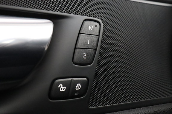 Volvo XC60 29 of 30