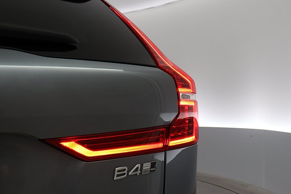 Volvo XC60 12 of 30
