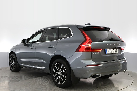 Volvo XC60 3 of 30
