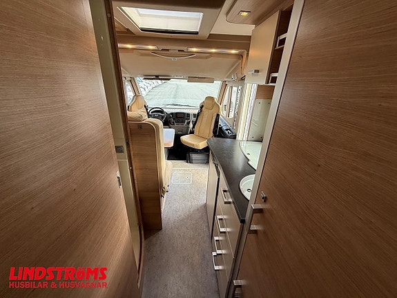 Knaus S-LINER 700-08 Långbädd ALDE Ränta 4,95% 14 of 23