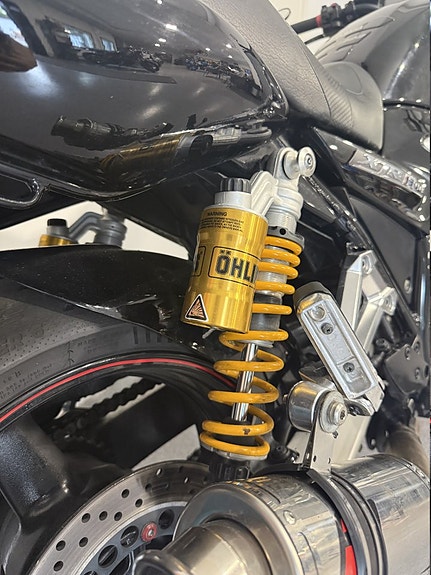 Yamaha XJR1300 3 of 3