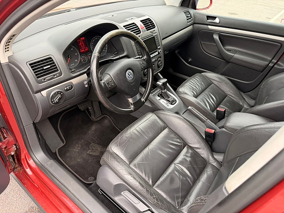 Volkswagen Golf V 7 of 10