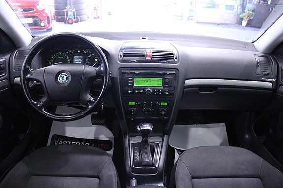 Skoda Octavia 12 of 24