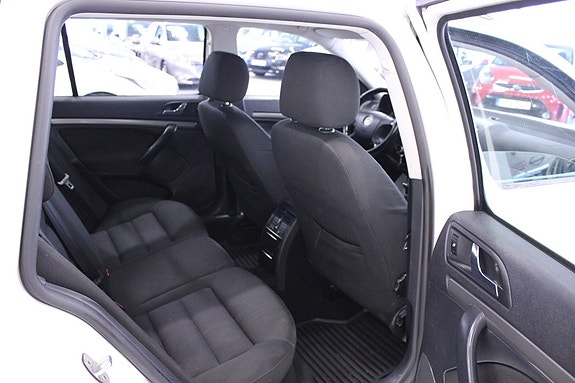 Skoda Octavia 16 of 24