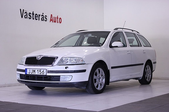 Skoda Octavia 2 of 24