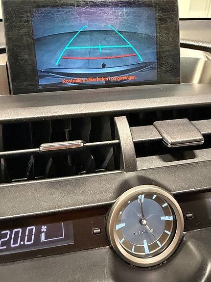 Lexus NX300h 29 of 29