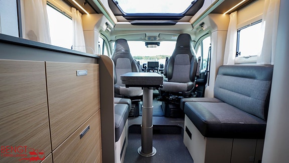 Adria COMPACT SELECT DL - FIAT 6E 2,2 140HP 35L 17 of 21