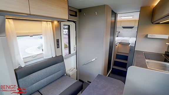 Adria COMPACT SELECT DL - FIAT 6E 2,2 140HP 35L 7 of 21