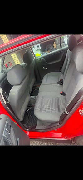 Volkswagen Polo 2 of 7