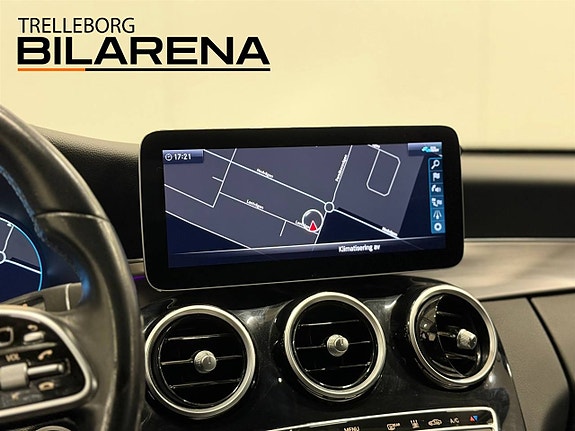 Mercedes-Benz C300 19 of 27