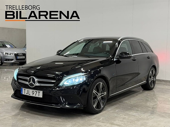 Mercedes-Benz C300 4 of 27