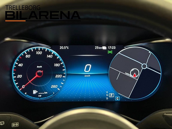 Mercedes-Benz C300 18 of 27