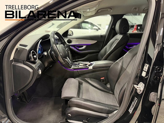 Mercedes-Benz C300 11 of 27