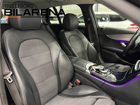 Mercedes-Benz C300 14 of 27