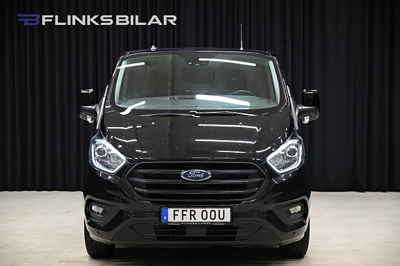 Ford Transit Custom 14 of 30