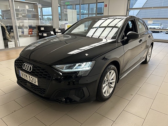 Audi A3 3 of 22