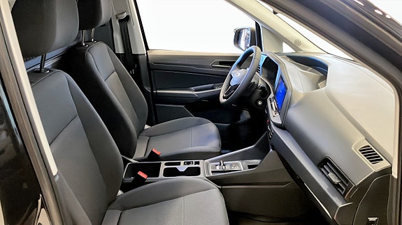 Ford Transit Connect 3 of 12