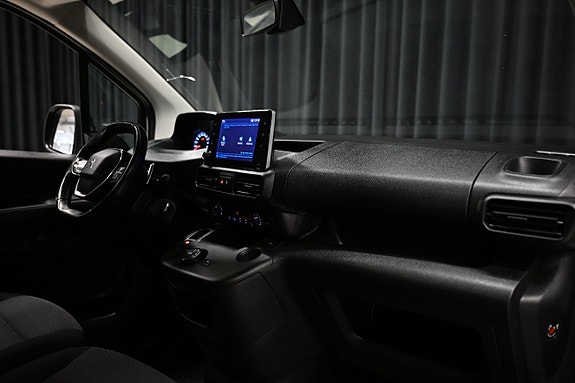 Peugeot Partner 26 of 29