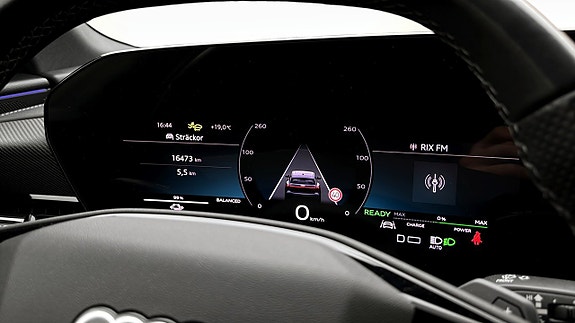Audi Q6 e-tron 12 of 18