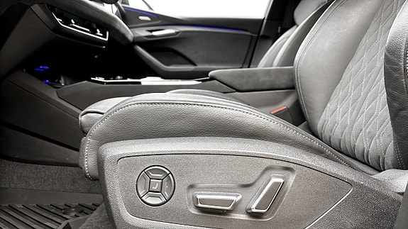 Audi Q6 e-tron 14 of 18
