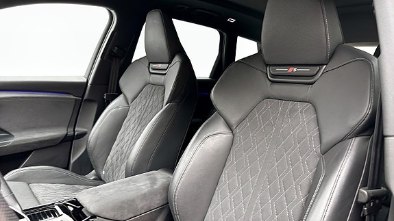 Audi Q6 e-tron 8 of 18