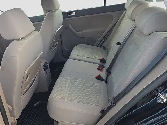 Volkswagen Golf Plus 10 of 12