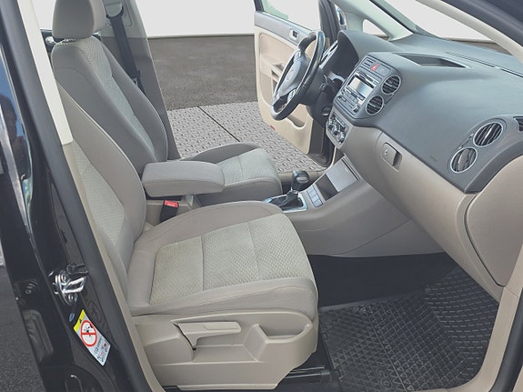 Volkswagen Golf Plus 11 of 12