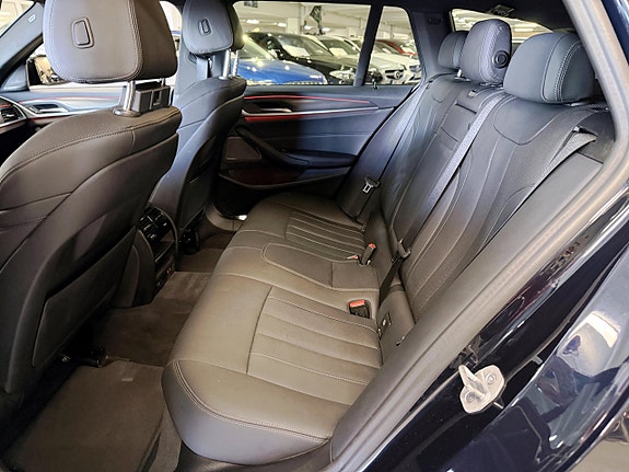 BMW 530e 11 of 27