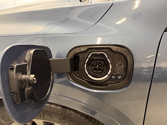 Ford Kuga 27 of 30