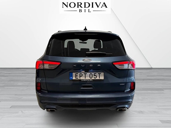 Ford Kuga 6 of 30