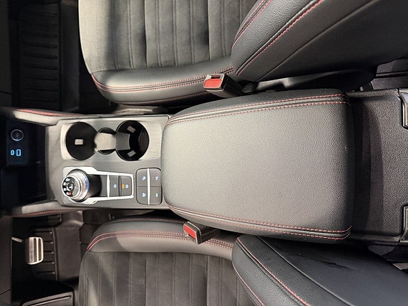 Ford Kuga 18 of 30