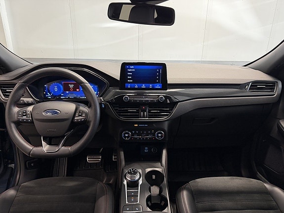 Ford Kuga 11 of 30