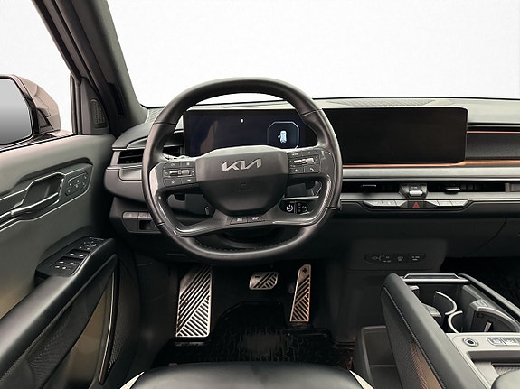 Kia EV9 17 of 30