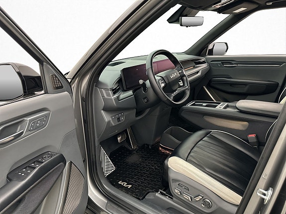 Kia EV9 13 of 30