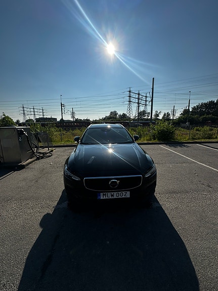 Volvo V90 4 of 30