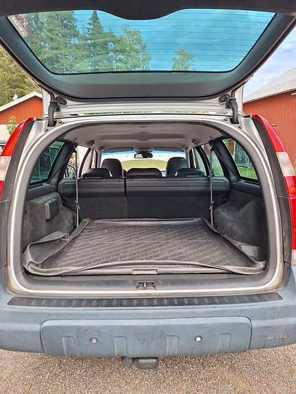 Volvo XC70 4 of 4
