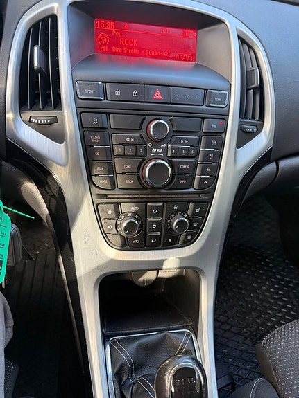 Opel Astra 23 of 23
