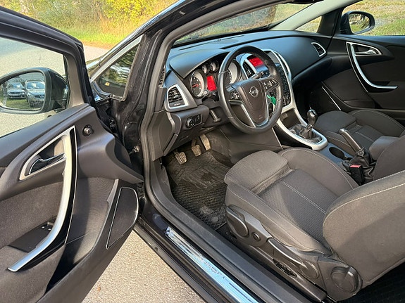 Opel Astra 11 of 23