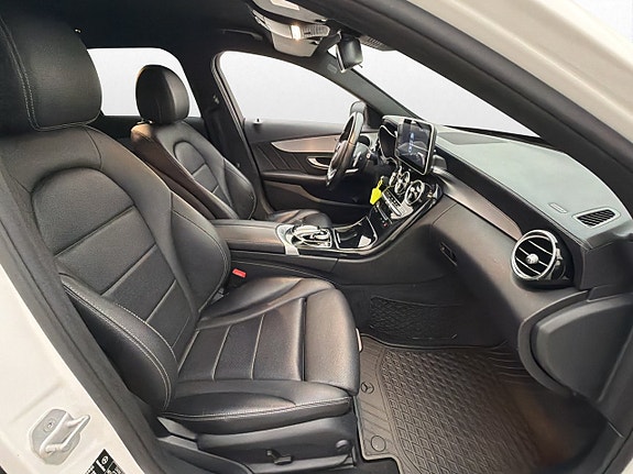 Mercedes-Benz C220 d 23 of 30