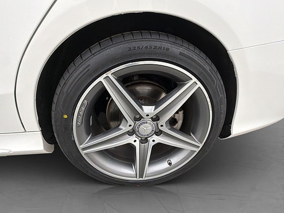 Mercedes-Benz C220 d 30 of 30