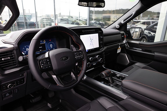 Ford F-150 14 of 16