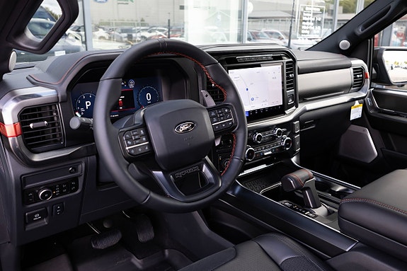 Ford F-150 13 of 18