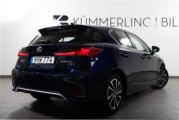 Lexus CT200h 12 of 20