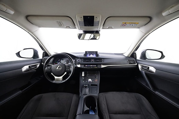 Lexus CT200h 13 of 20