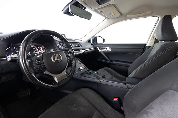 Lexus CT200h 16 of 20