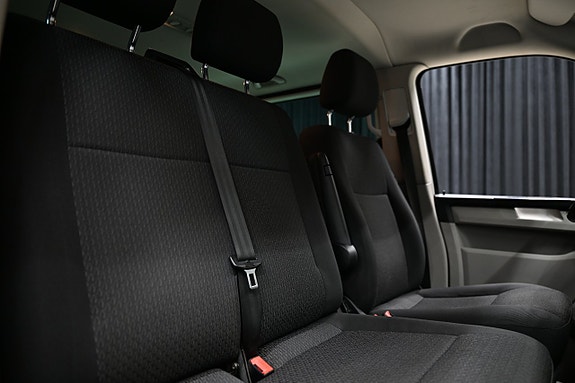 Volkswagen Caravelle 6 of 30