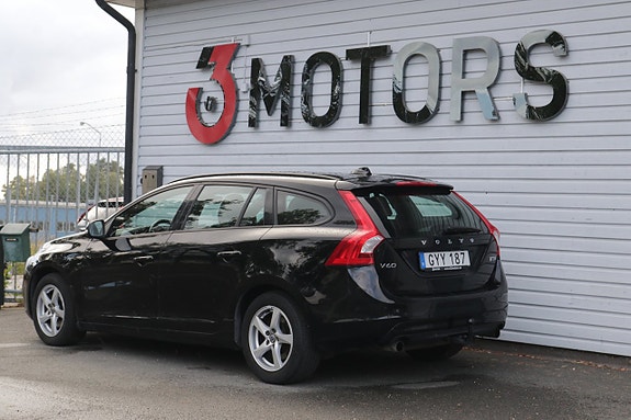 Volvo V60 11 of 11